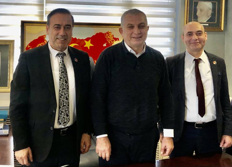 İstanbul Milletvekili ( 24, 25 ve 26. Dönem ) Metin Külünk’ü ATİK Genel Başkanımız Aziz Şahin ve ATİK Türkiye Genel Sekreterimiz Vedat Kutucu ziyaret ettiler
