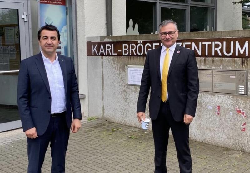 Nezaket ziyaretleri kapsamında SPD Milletvekilimiz sayın Arif Taşdelen beyefendiyi ofisinde ziyaret ettim
